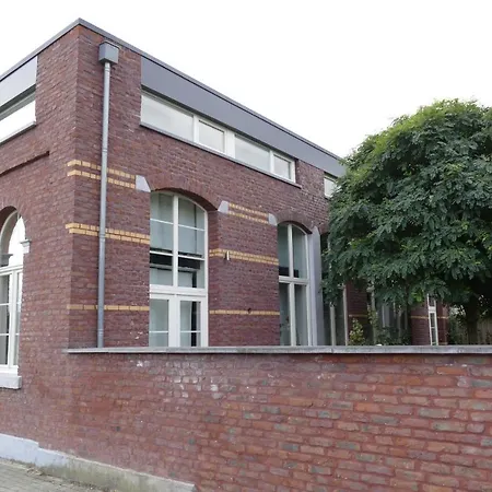 De Oude School 4 Pers App *